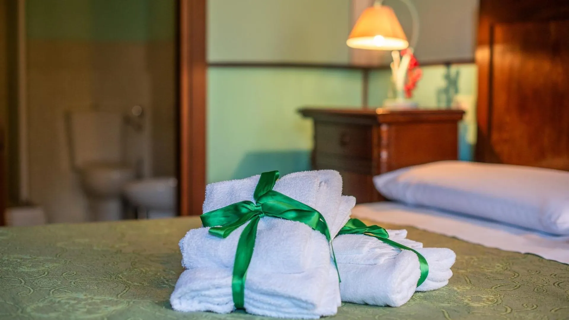 Beb Del Musico Bed and Breakfast Μονταλτσίνο 0*,