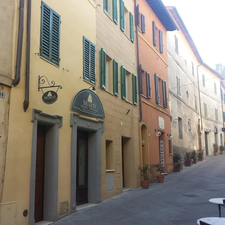 Nocleg ze śniadaniem Bed and Breakfast Beb Del Musico Montalcino Włochy